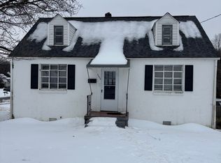 3504 Troutland Ave NW, Roanoke, VA