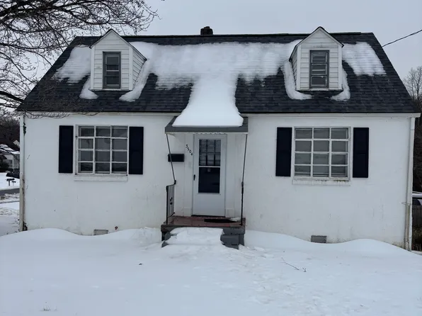 3504 Troutland Ave NW, Roanoke, VA 24017