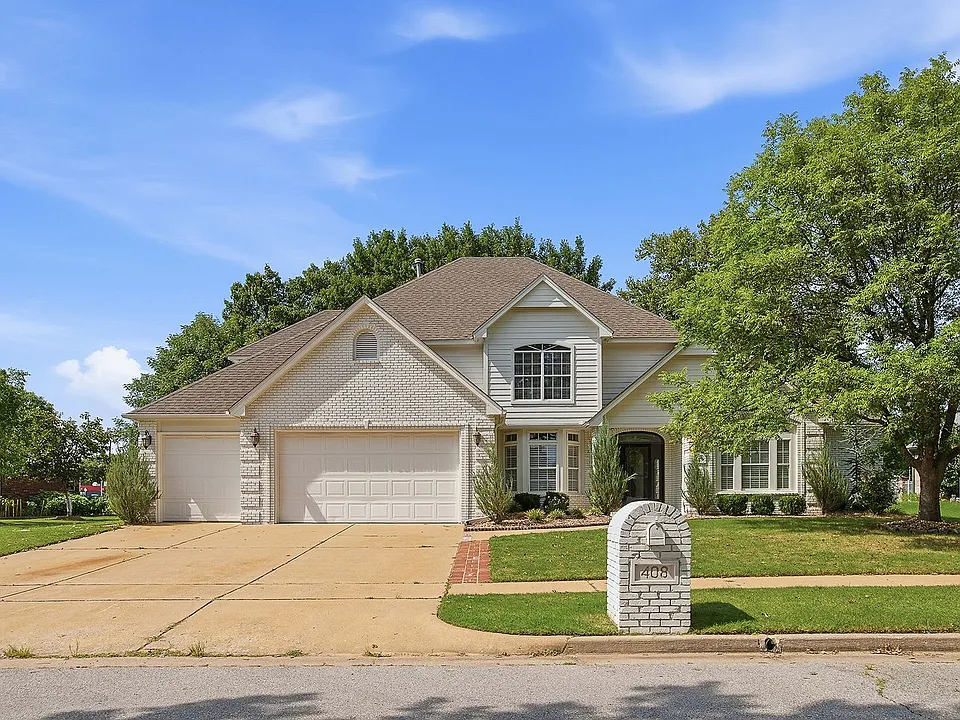 408 W Fairway Ct S
