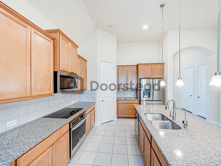 7024 Green Field St — Photo 6