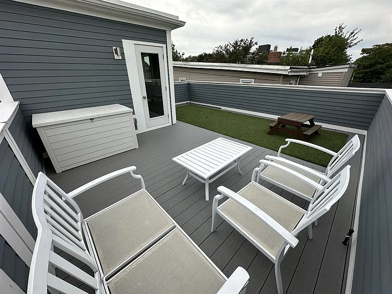 295 Windsor St #3 — Photo 15