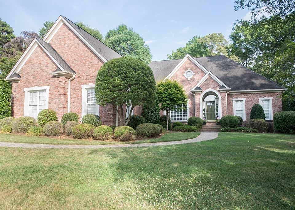 1st image of 306 Forest Bay Ct