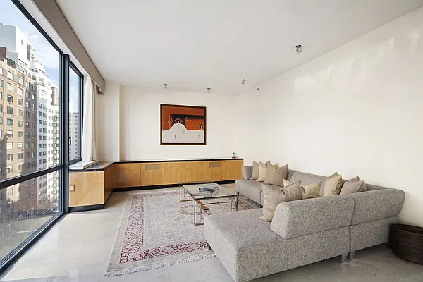 Sold by Nest Seekers International | media 2