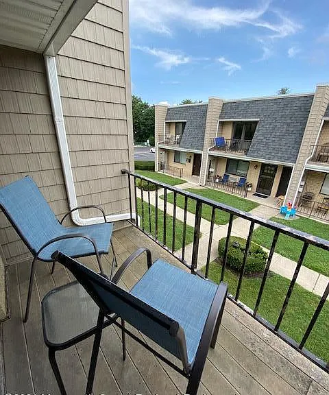 720 Ocean Ave #29 — Photo 9