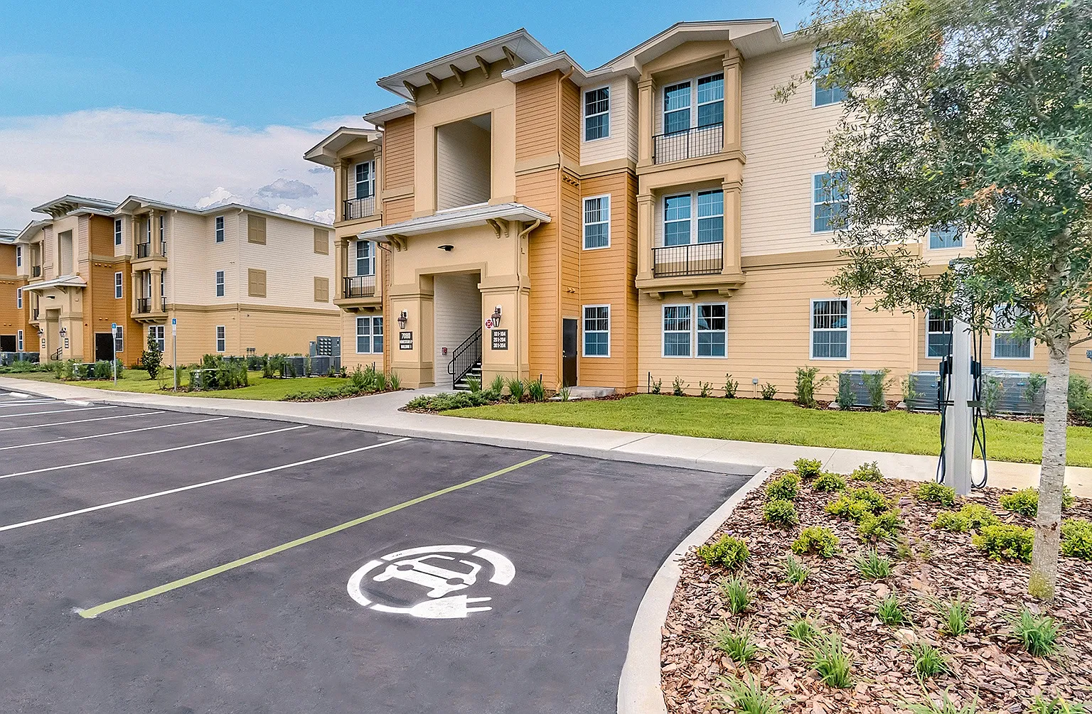 Wildwood Preserve Apartment Homes — Photo 3