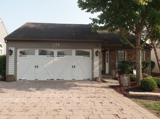 1207 Concord Dr, Elgin, IL 60120