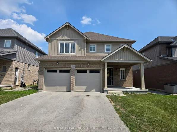 328 Julia Dr, Welland, ON L3C 0E4