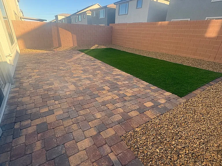 5756 Avondale Rise Way — Photo 14