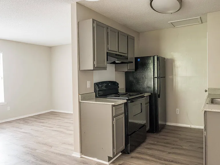 Twin Oaks Apartments — Photo 46