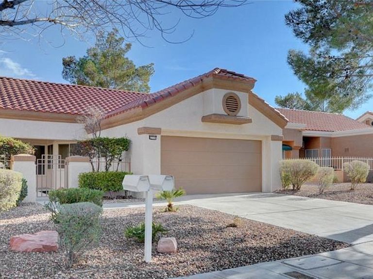 2716 Showcase Dr, Las Vegas, NV