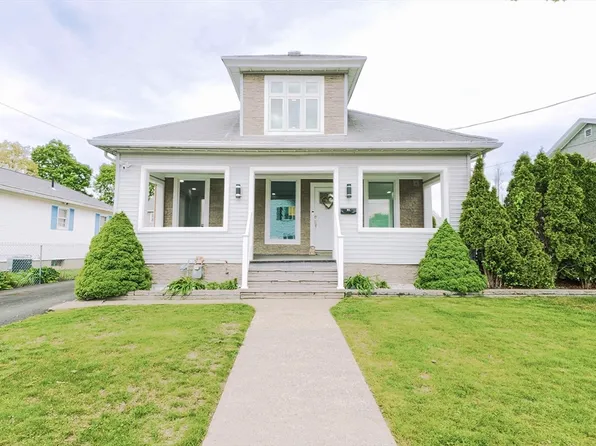 41 Sullivan St, Chicopee, MA 01020