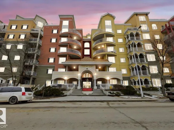 10333 112th St NW #303, Edmonton, AB T5K 0B4