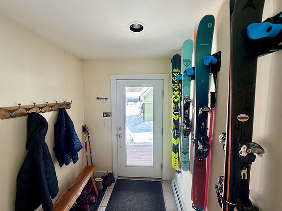 5th image of 24 Amber Way #1