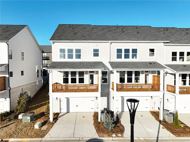 1208 Waterfall Ct — Photo 35