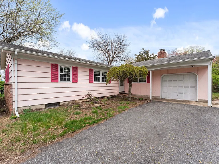 1057 Lakewood Rd — Photo 19