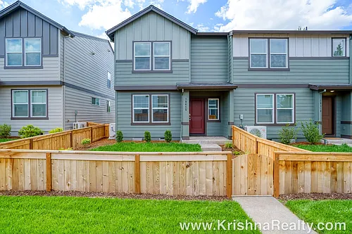 10615 NE 120th Pl Photo 1