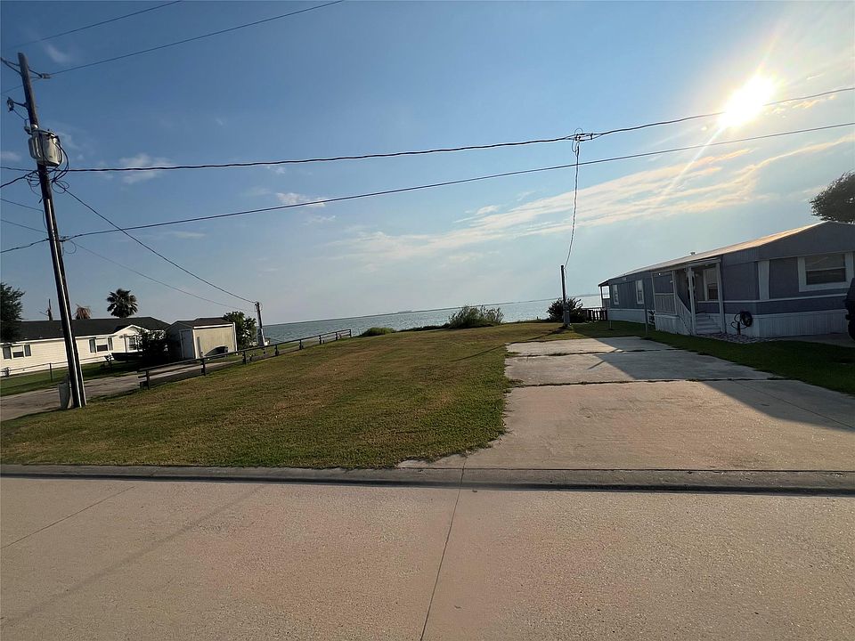 1st image of 2514 Bay Oaks Harbor Dr