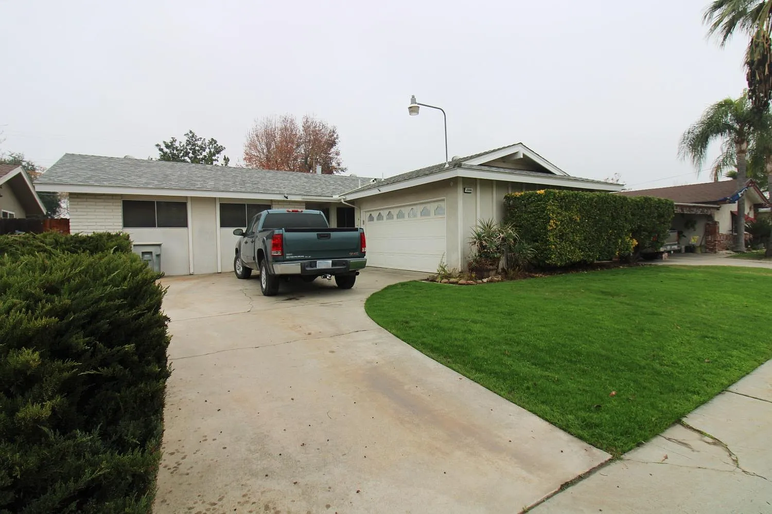 2306 N Garden Ave photo 1