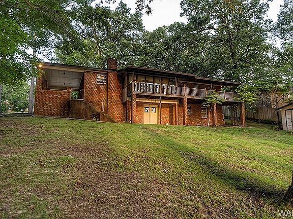 3rd image of 4710 Northwood Lake Dr E