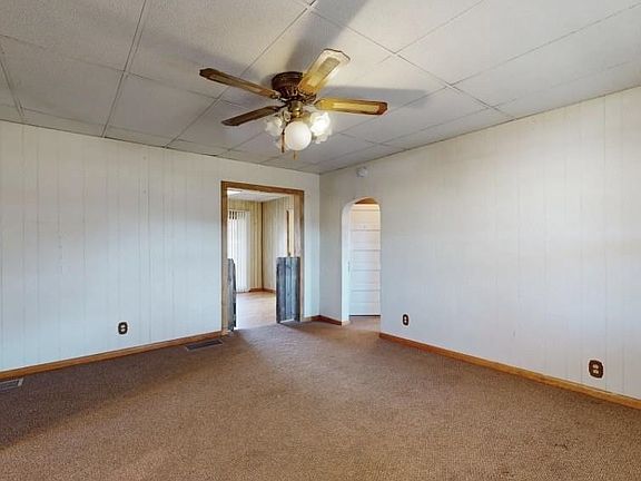 5th image of 222 Saint Clare Ave