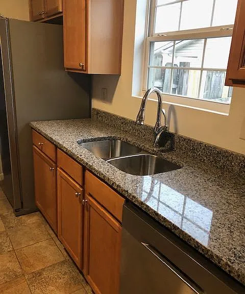 786 Daybreak Dr — Photo 1