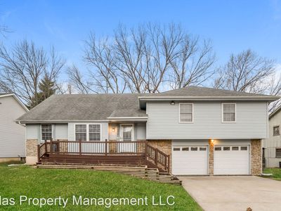 1927 E Stratford Rd, Olathe, KS, 66062