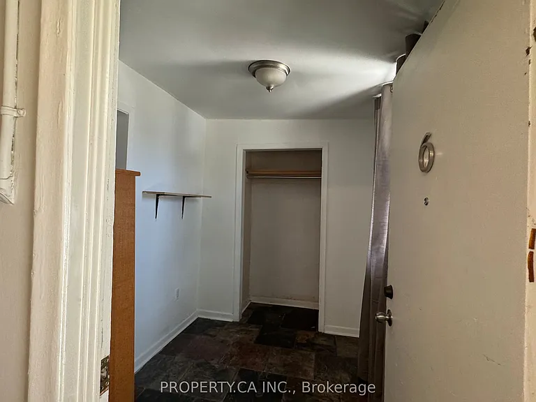 22 Brad St #6 — Photo 16