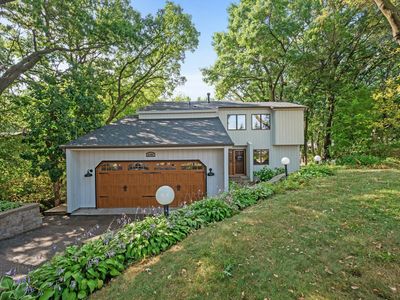 2184 Woodlynn Ave, Saint Paul, MN, 55109