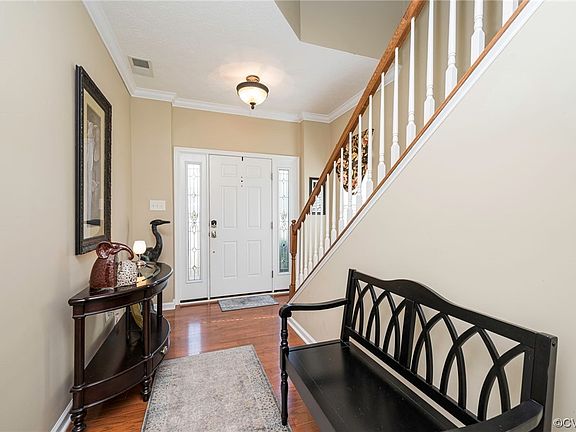 4th image of 8041 Belton Cir