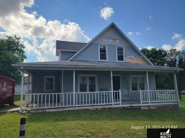 520 Cedar St, Otoe, NE 68417