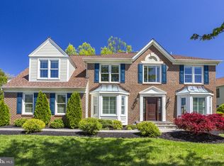 2106 Robin Way Ct, Vienna, VA 22182