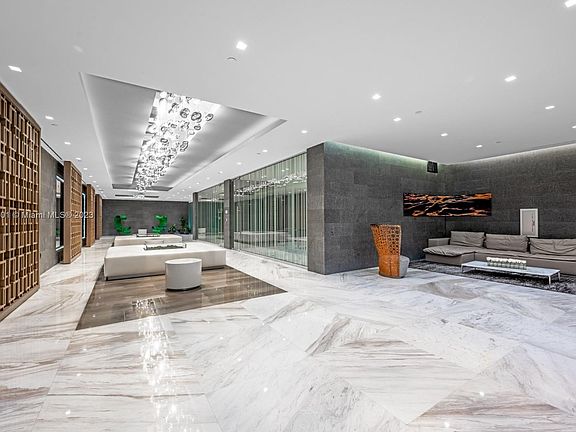3rd image of 400 Sunny Isles Blvd #815