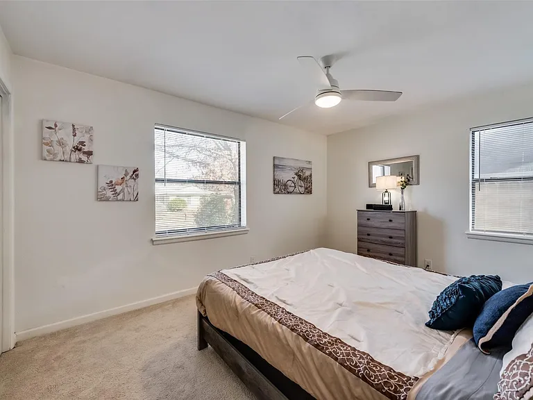 2000 Melissa St — Photo 12
