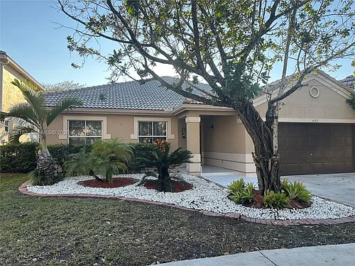4192 Laurel Ridge Cir Photo 1