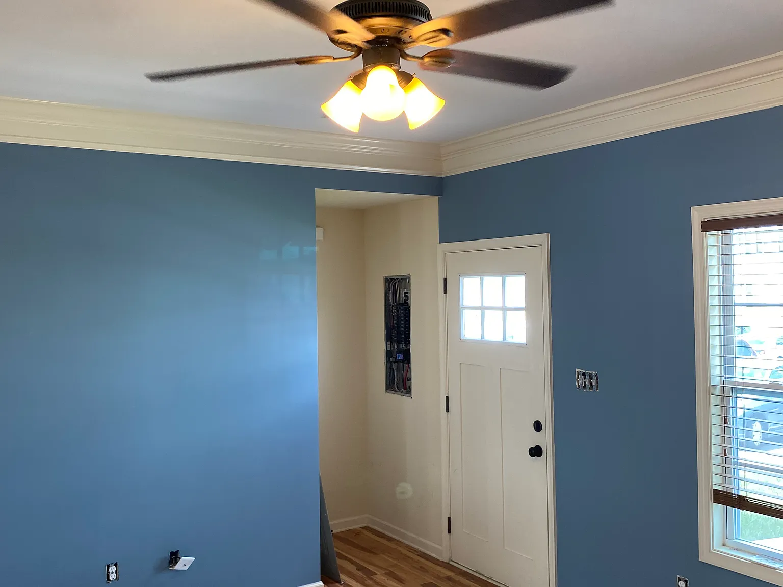 3 bed, 2.5 bath, 1520 sqft, $1,800 — Photo 3