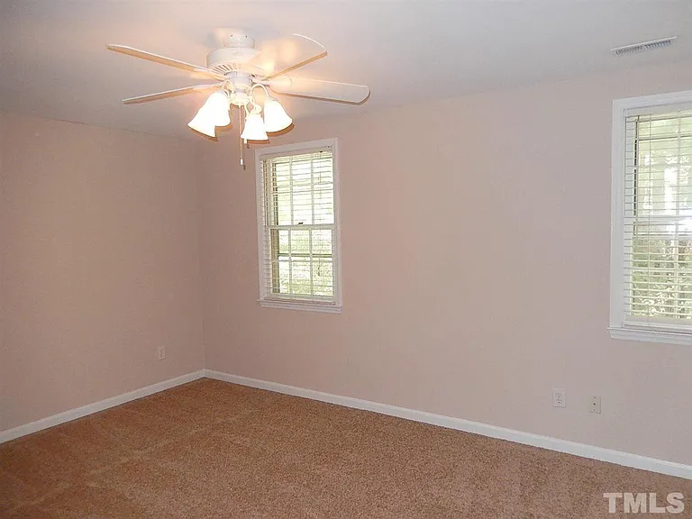 1302 Dylan Heath Ct — Photo 12