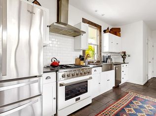 2804 Thorn Rd, Sebastopol, CA 95472