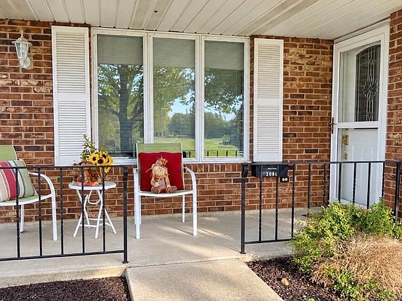 3rd image of 3060 Brixton Dr E