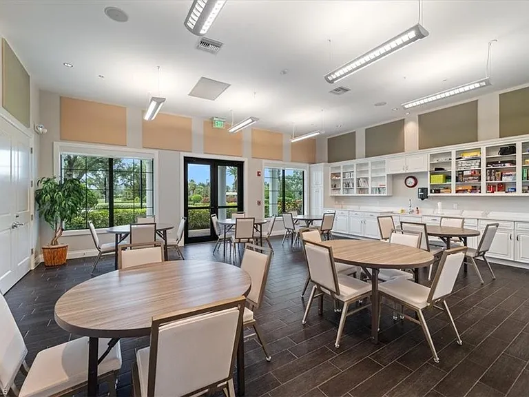 5476 Katia Ct — Photo 24
