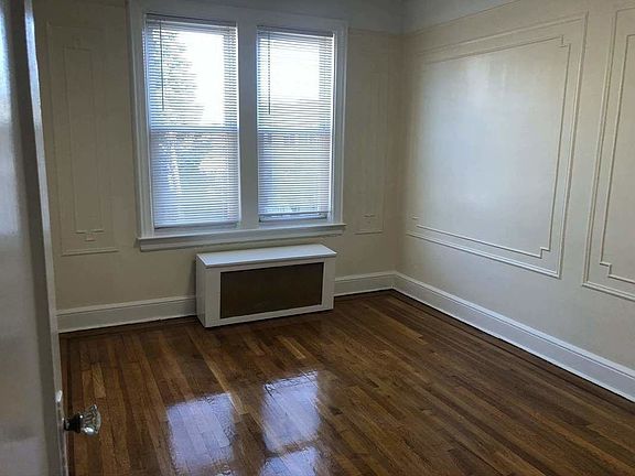 4th image of 25-85 47th St #3
