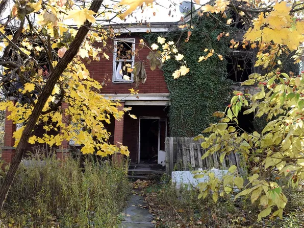 439 Green St, Brownsville, PA 15417