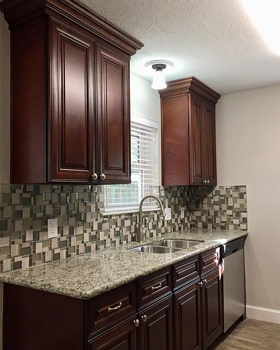 1st image of 10402 Kirkhill Dr