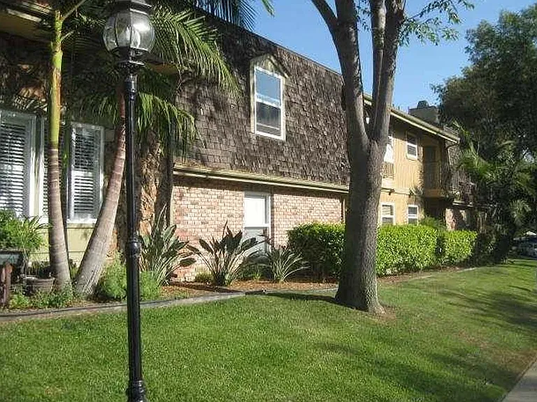Street View, unit is off the street. Weekly Landscaping.