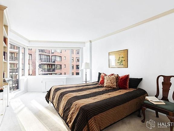 5th image of 60 Sutton Pl S APT 11EN
