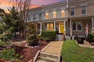 photo property thumbnail