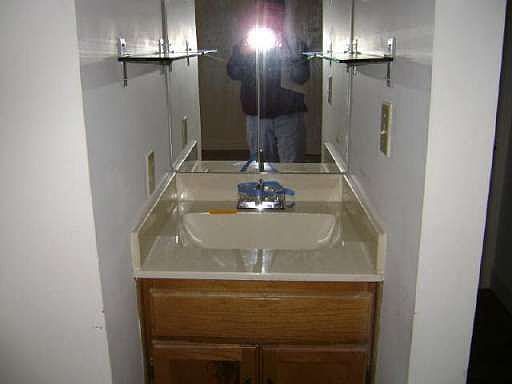 4th image of 2715 Holcomb Springs Dr