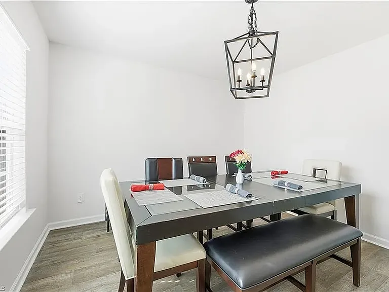 108 Nova Ln — Photo 22