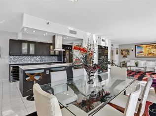 20281 E Country Club Dr APT 201, Aventura, FL 33180