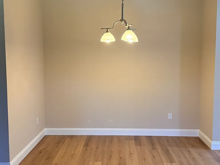 103 Tuscany Ct — Photo 11
