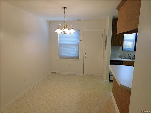 3rd image of 5 Kennedy Ct #5